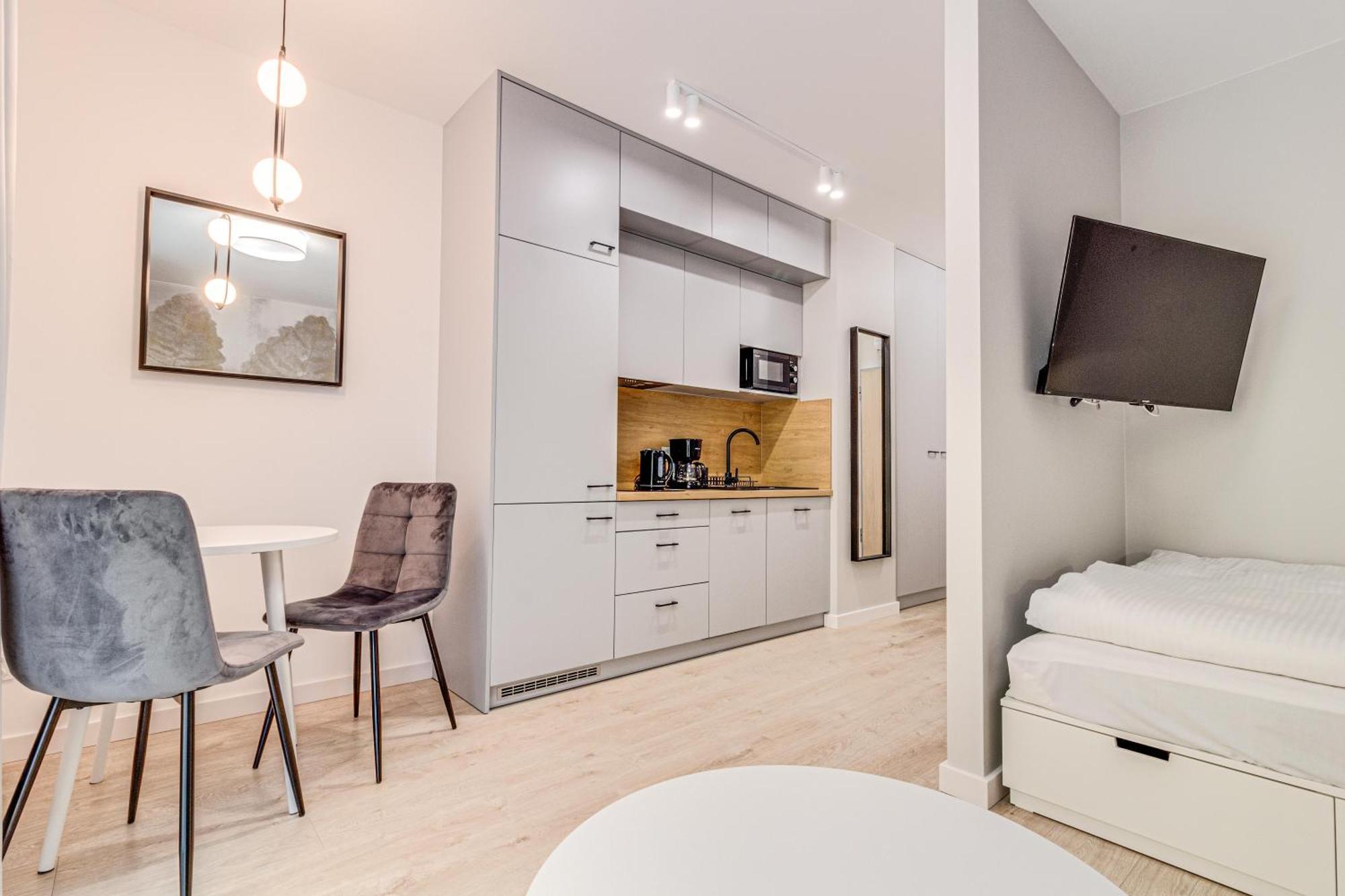 Rentplanet - Ksiecia Witolda Apartment
